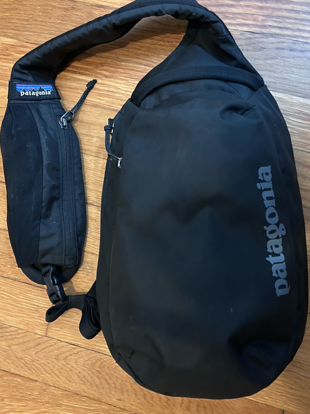 Patagonia Atom 8L.Sling bag - BLACK